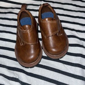 Size 4 carters dress shoe